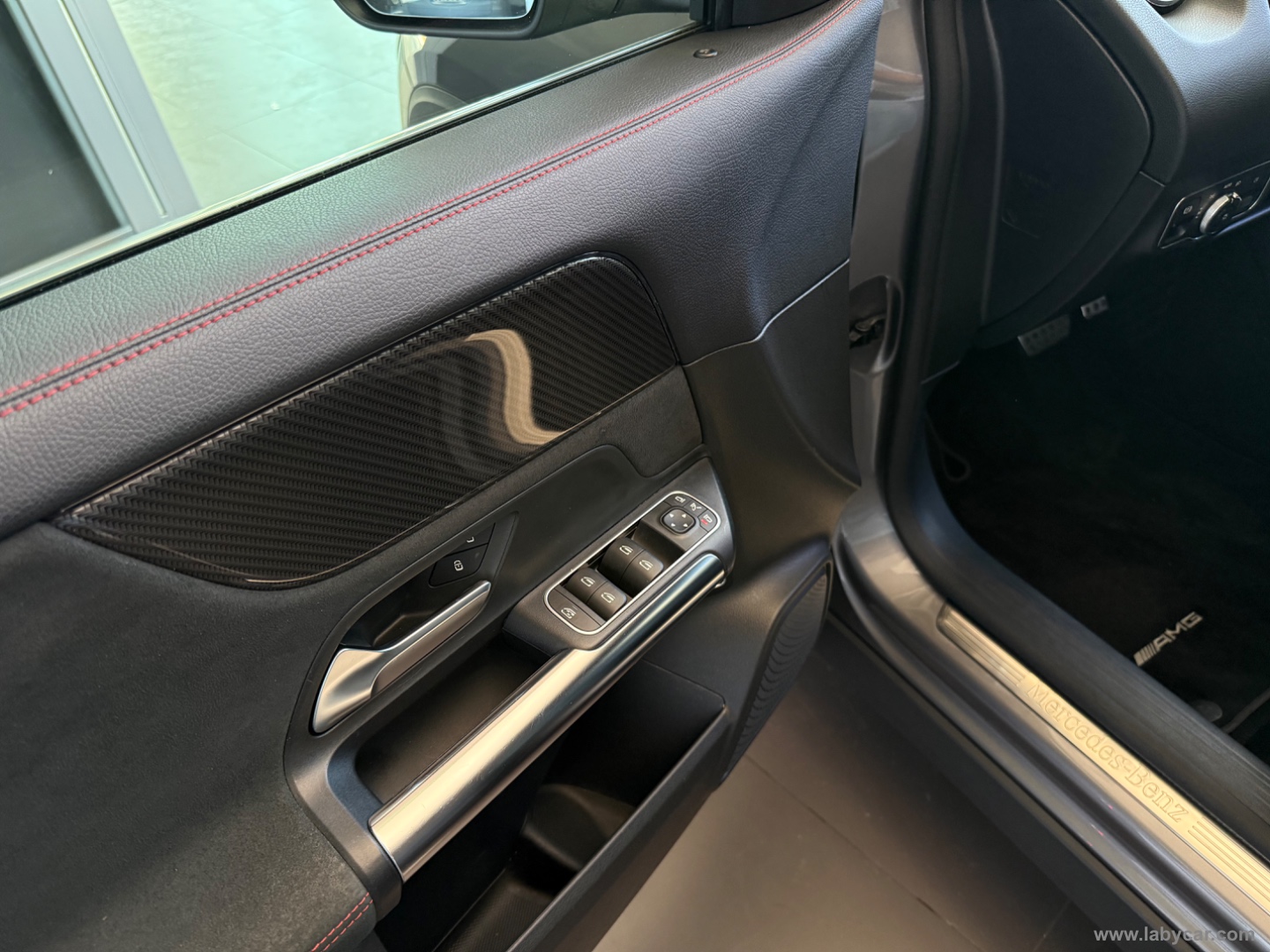 GLA 200 d Automatic Premium - immagine 16