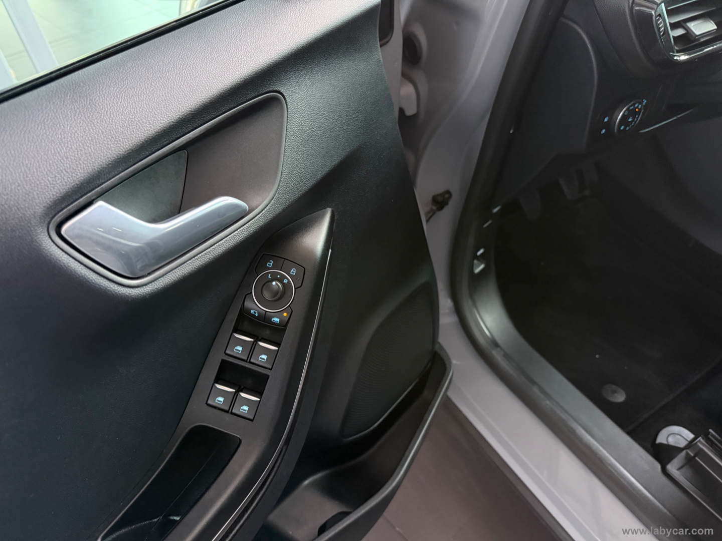Puma 1.0 EcoBoost Hyb. 125 CV Tit. - immagine 16