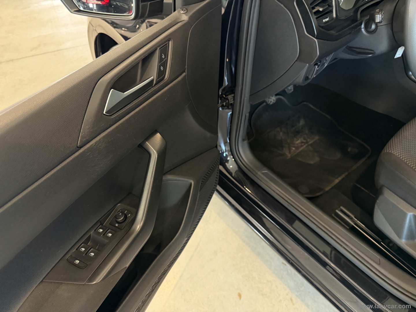 Polo 1.6 TDI 5p. Comfortline BMT - immagine 16