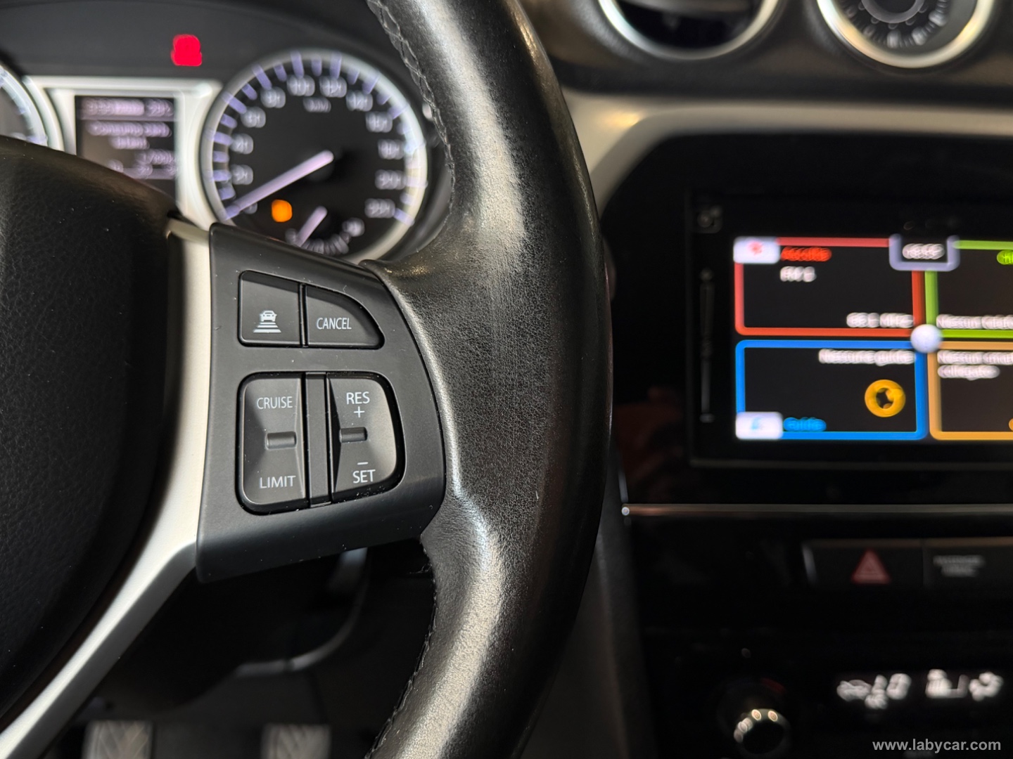 Vitara 1.6 DDiS 4WD All Grip V-Top - immagine 16