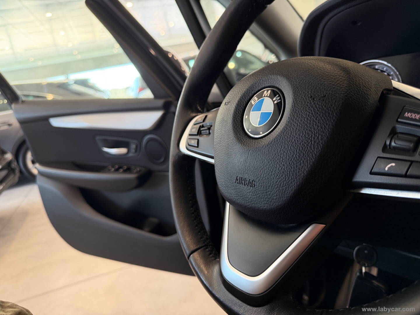 220d Active Tourer Business aut. - immagine 16