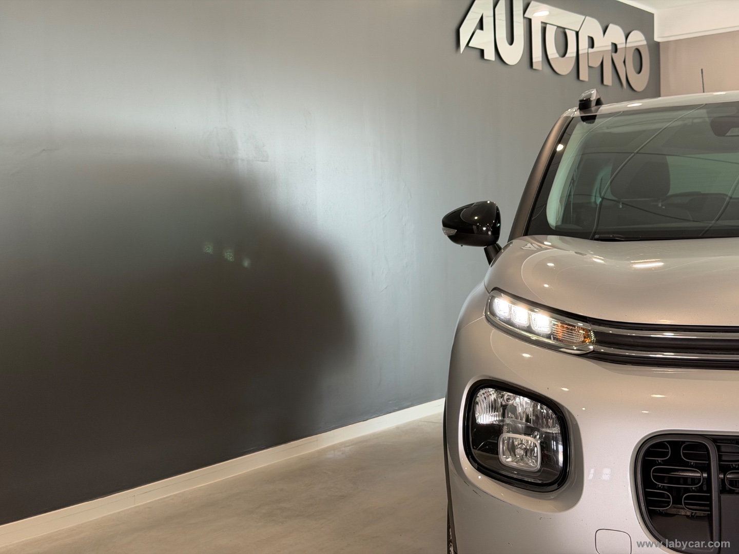 C3 Aircross BlueHDi 100 S&S Shine - immagine 16