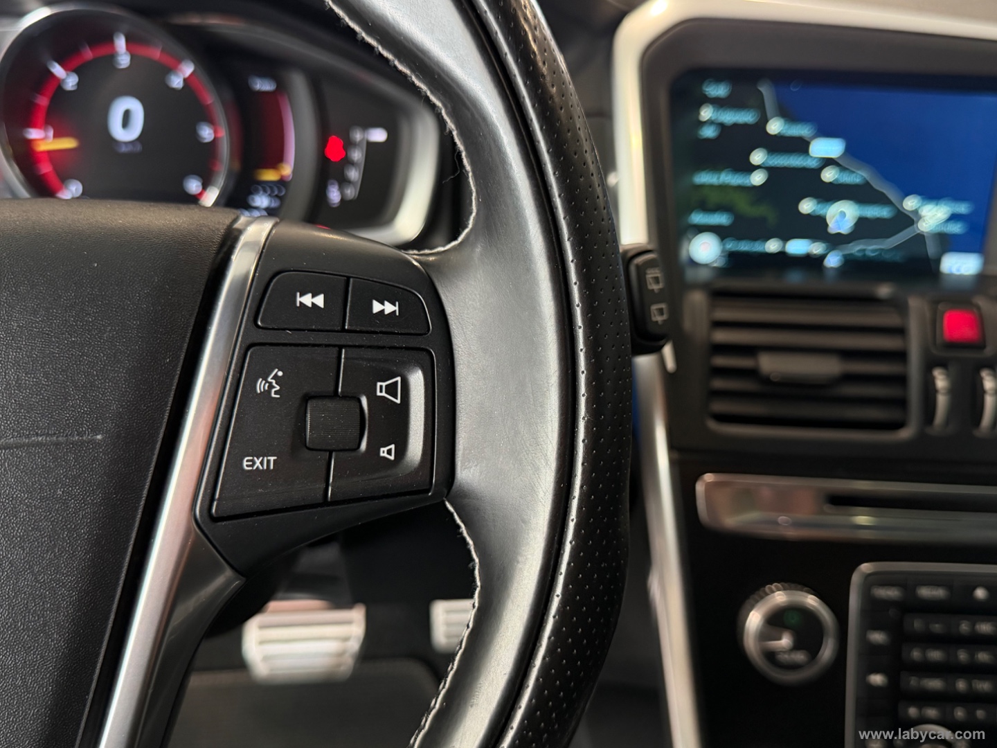 XC60 D4 Geartronic R-design - immagine 16