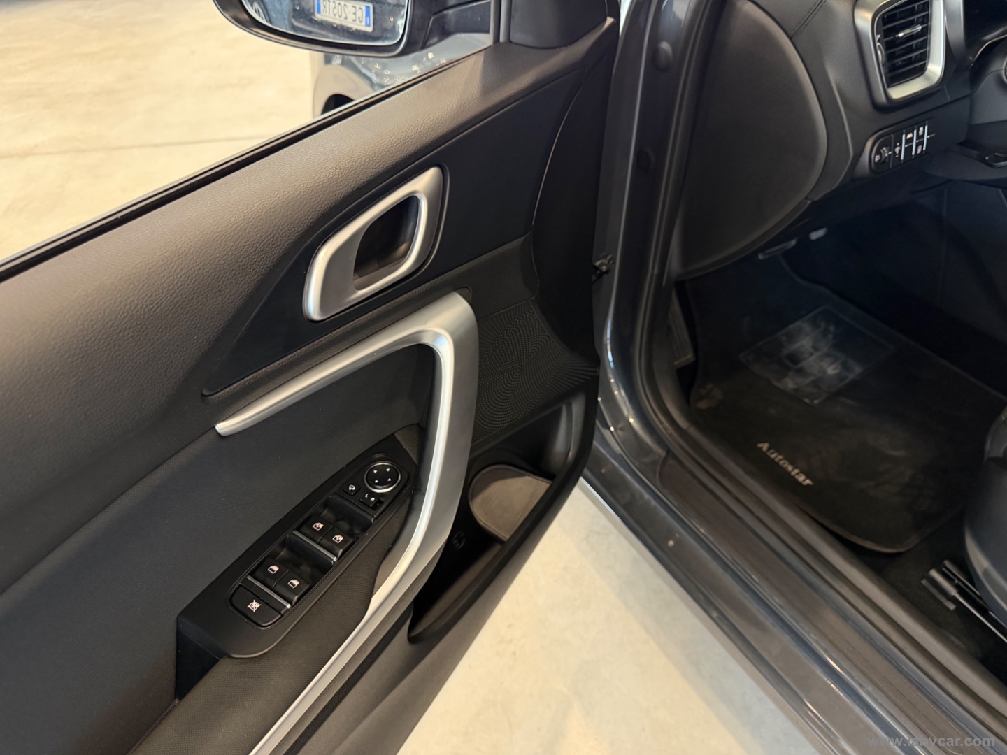 Ceed 1.6 CRDi 136 CV MHEV DCT SW Busin. - immagine 16