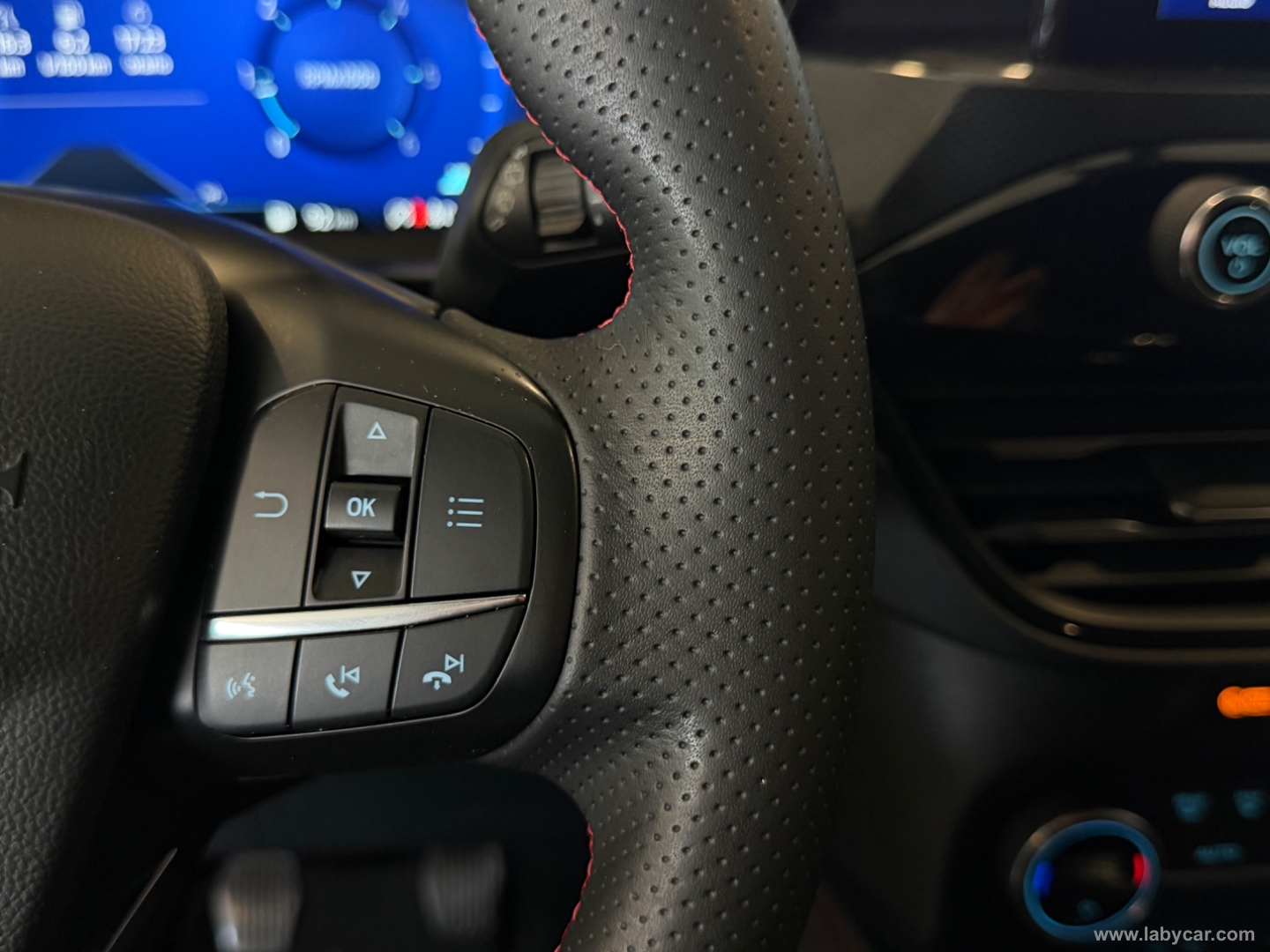 Kuga 1.5 EcoBlue 120 CV 2WD ST-Line - immagine 16