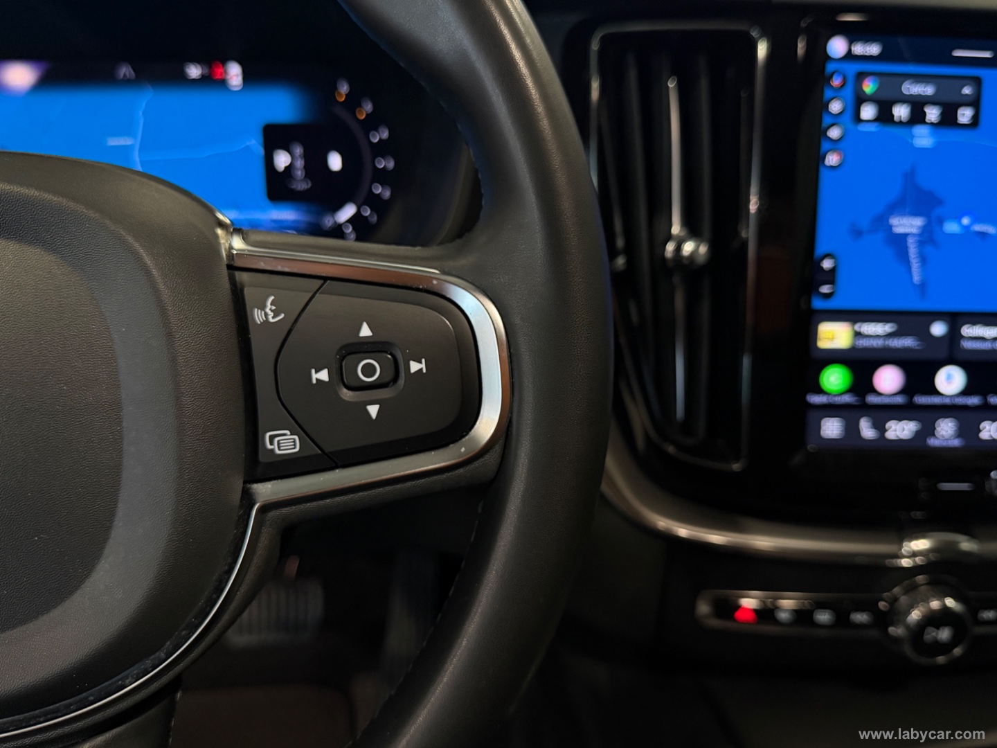 XC60 B4 - immagine 16