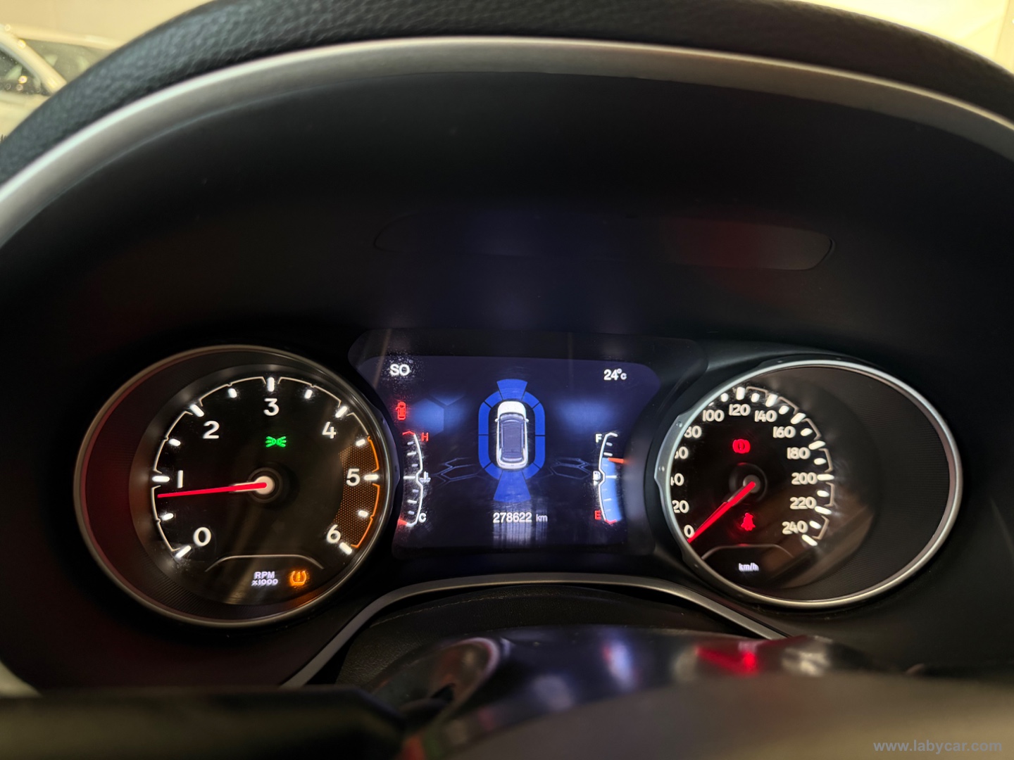 Compass 1.6 Mjt II 2WD Business - immagine 16
