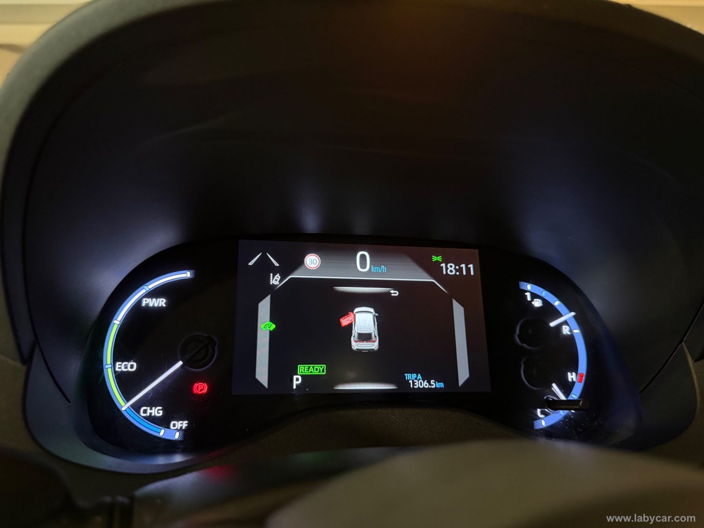 Yaris Cross 1.5 Hybrid 5p. E-CVT Advent. - immagine 16
