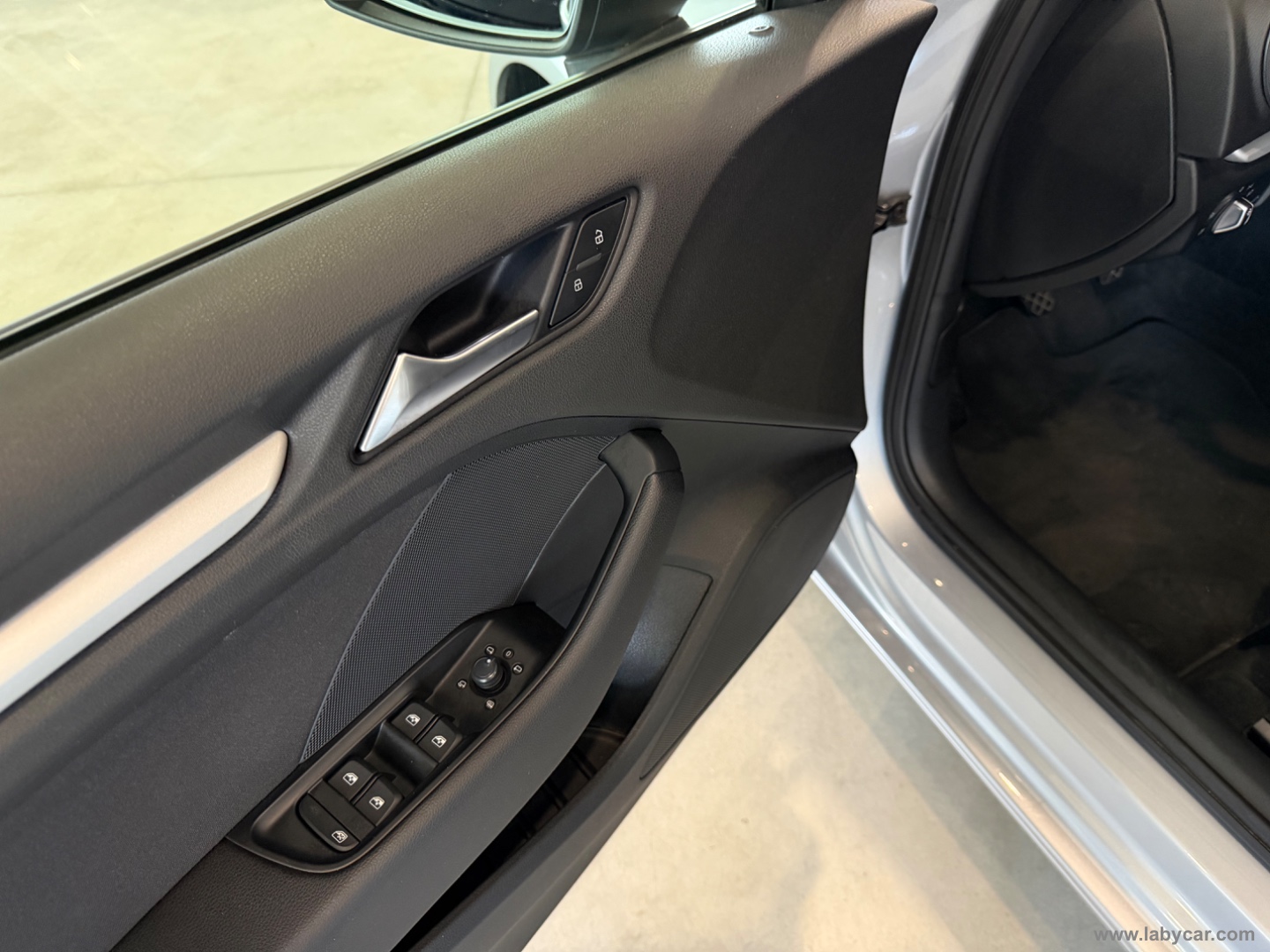 A3 SPB 1.6 TDI Business - immagine 16