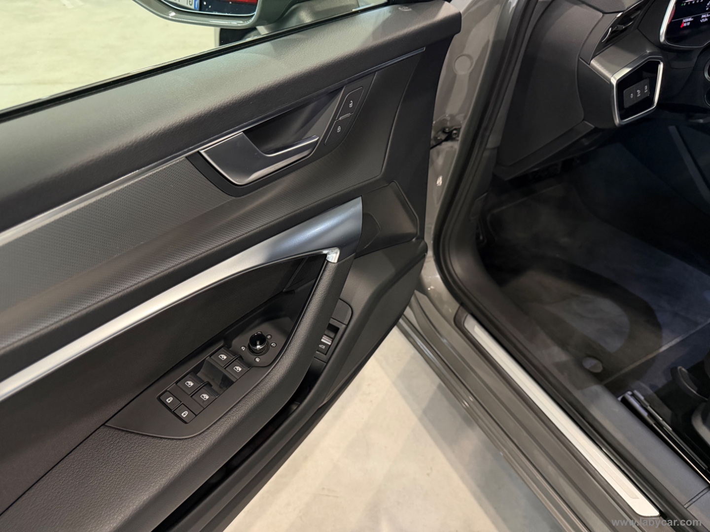 A6 Avant 40 2.0 TDI S tr. Business Plus - immagine 16