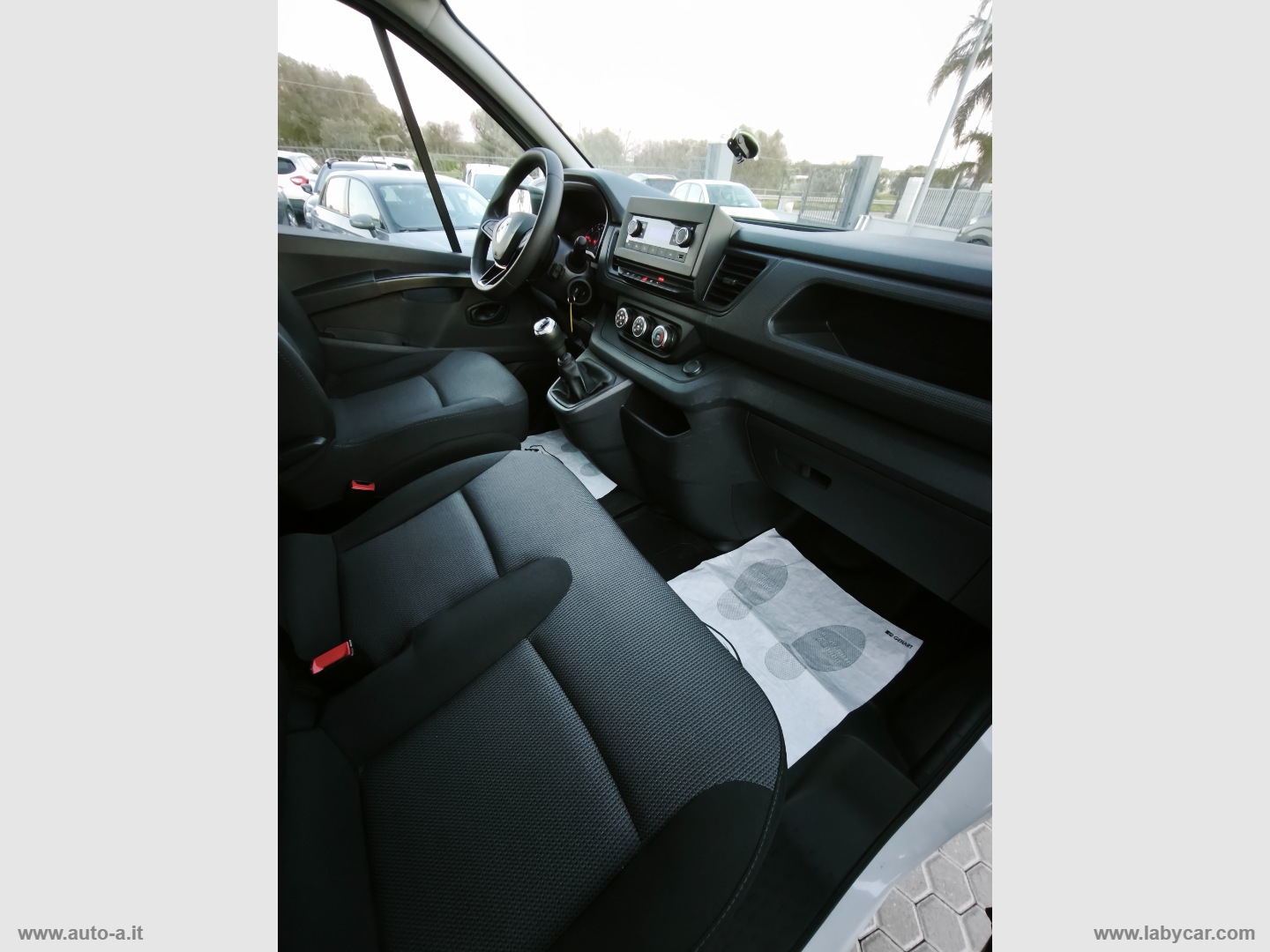 TRAFIC 2.0 DCI 130CV FURGONE ADVANCE - immagine 16
