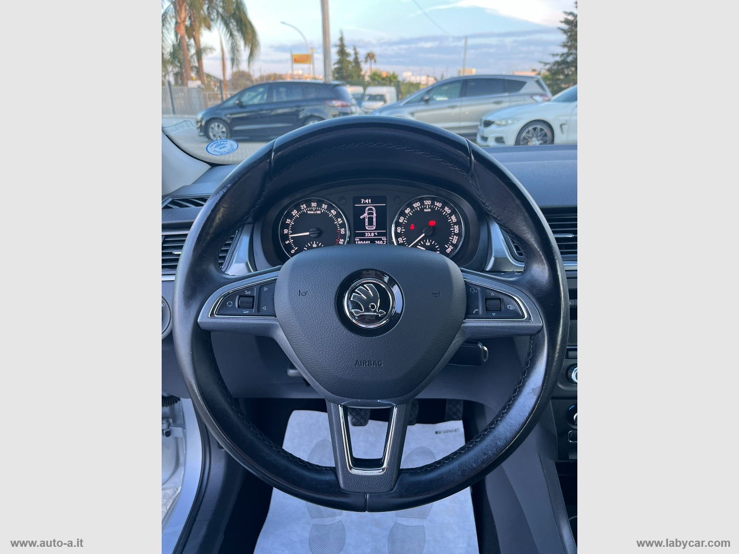 Rapid 1.6 TDI CR 90 CV Executive - immagine 16