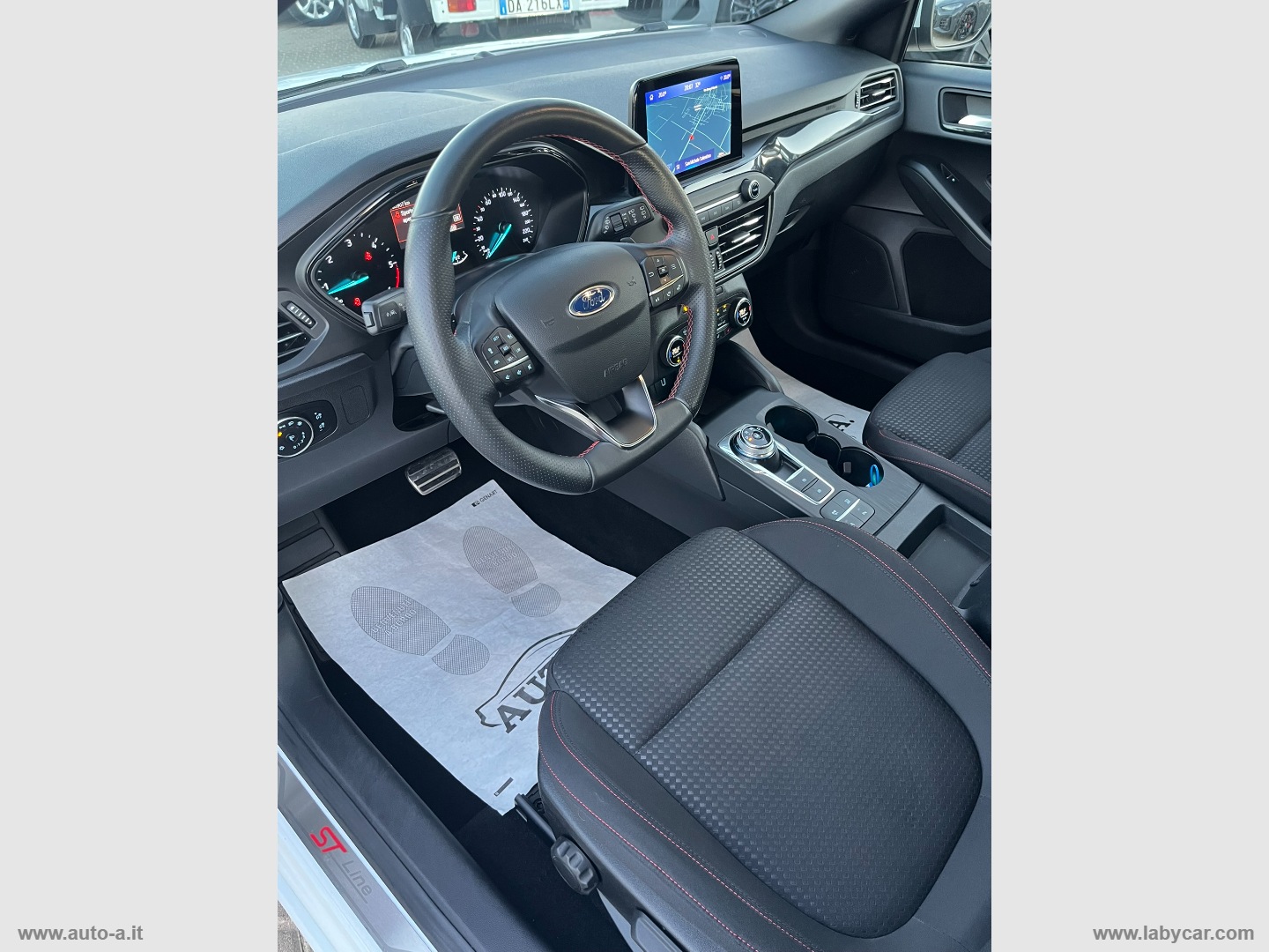 Focus 1.5 EcoBlue 120CV aut. SW ST-LINE - immagine 16