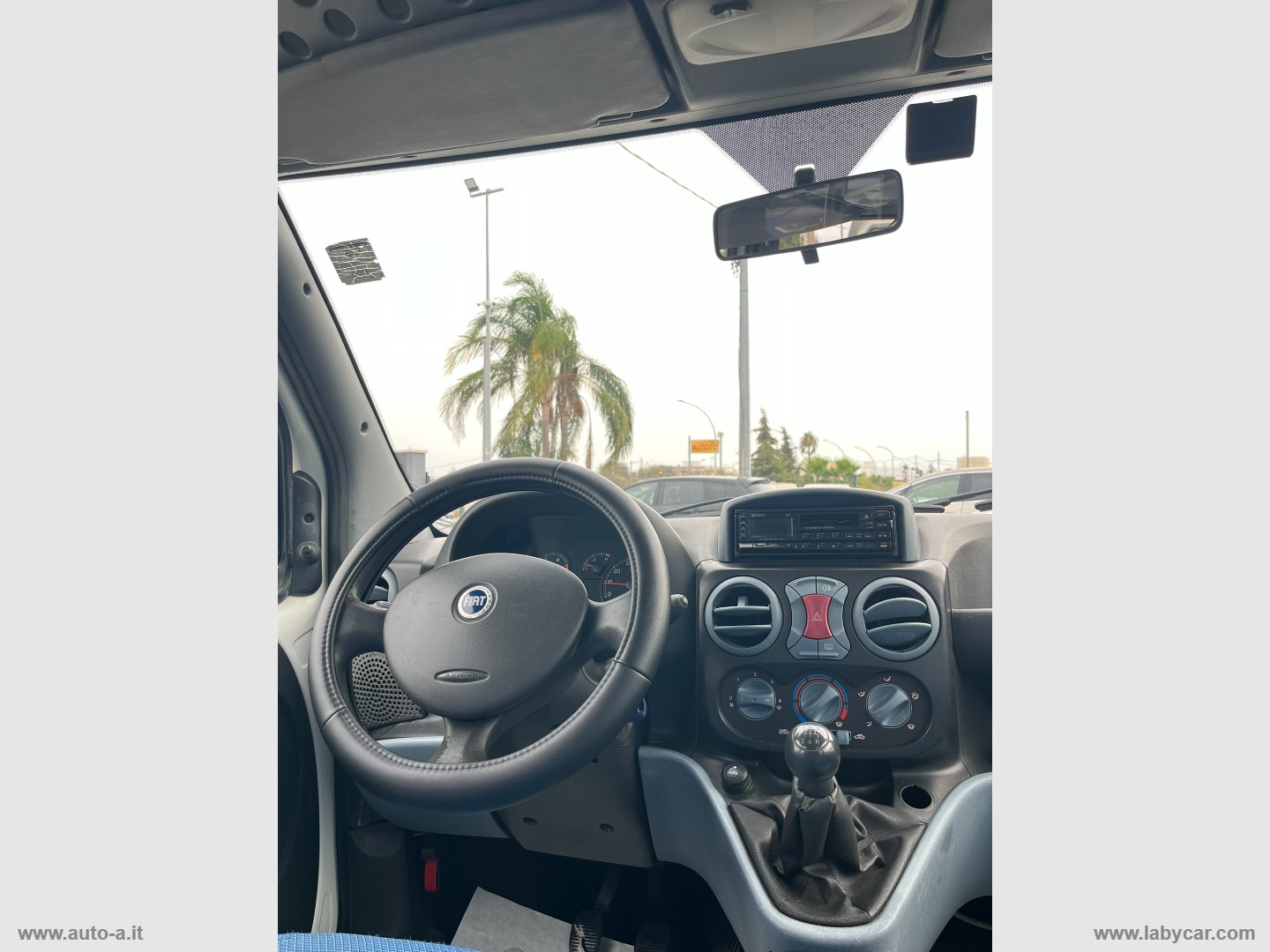Doblò 1.3 MJT Dynamic TRASPORTO DISABILI - immagine 16