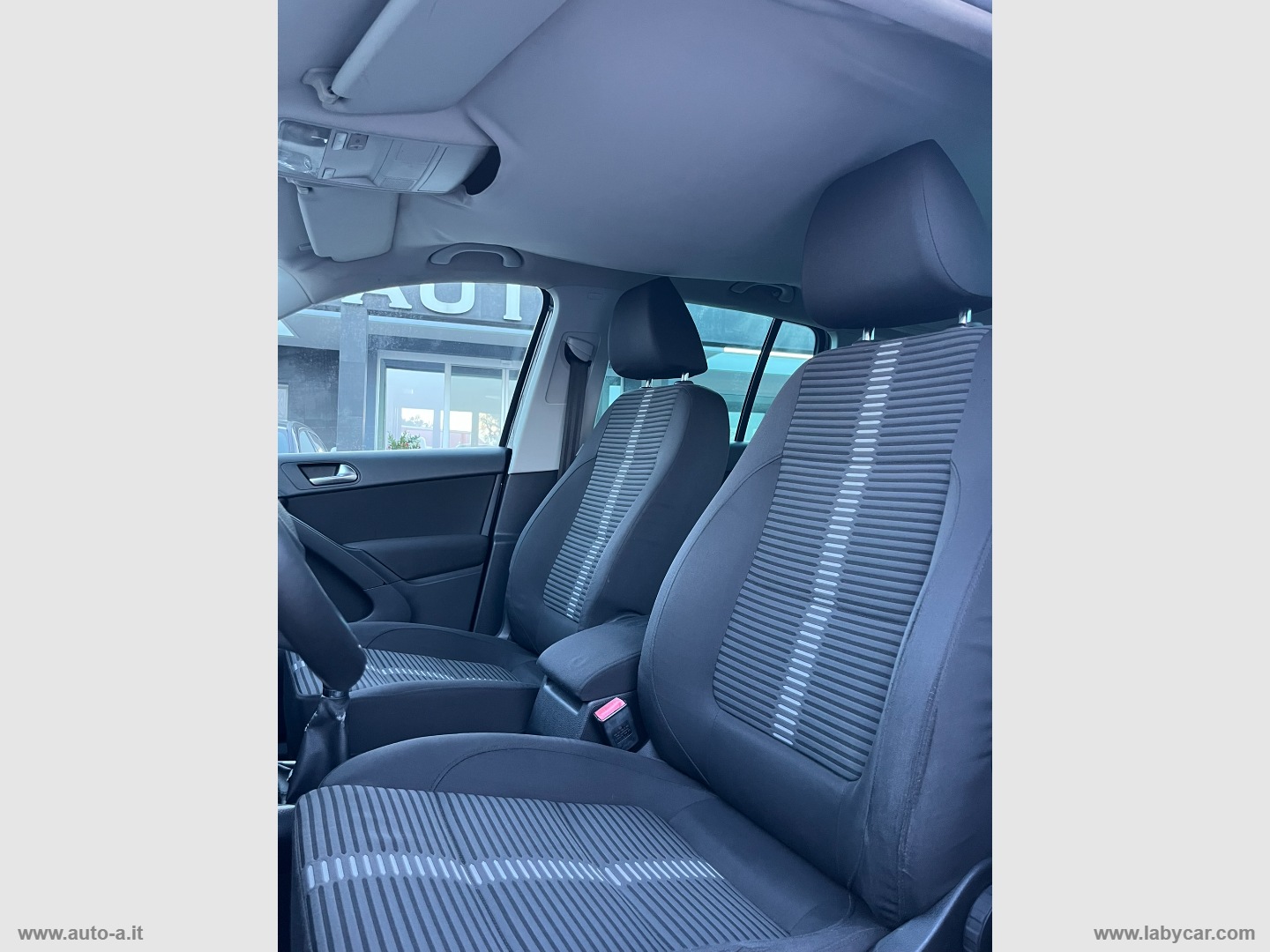 Tiguan 2.0 TDI 4MOTION Sport & Style - immagine 16