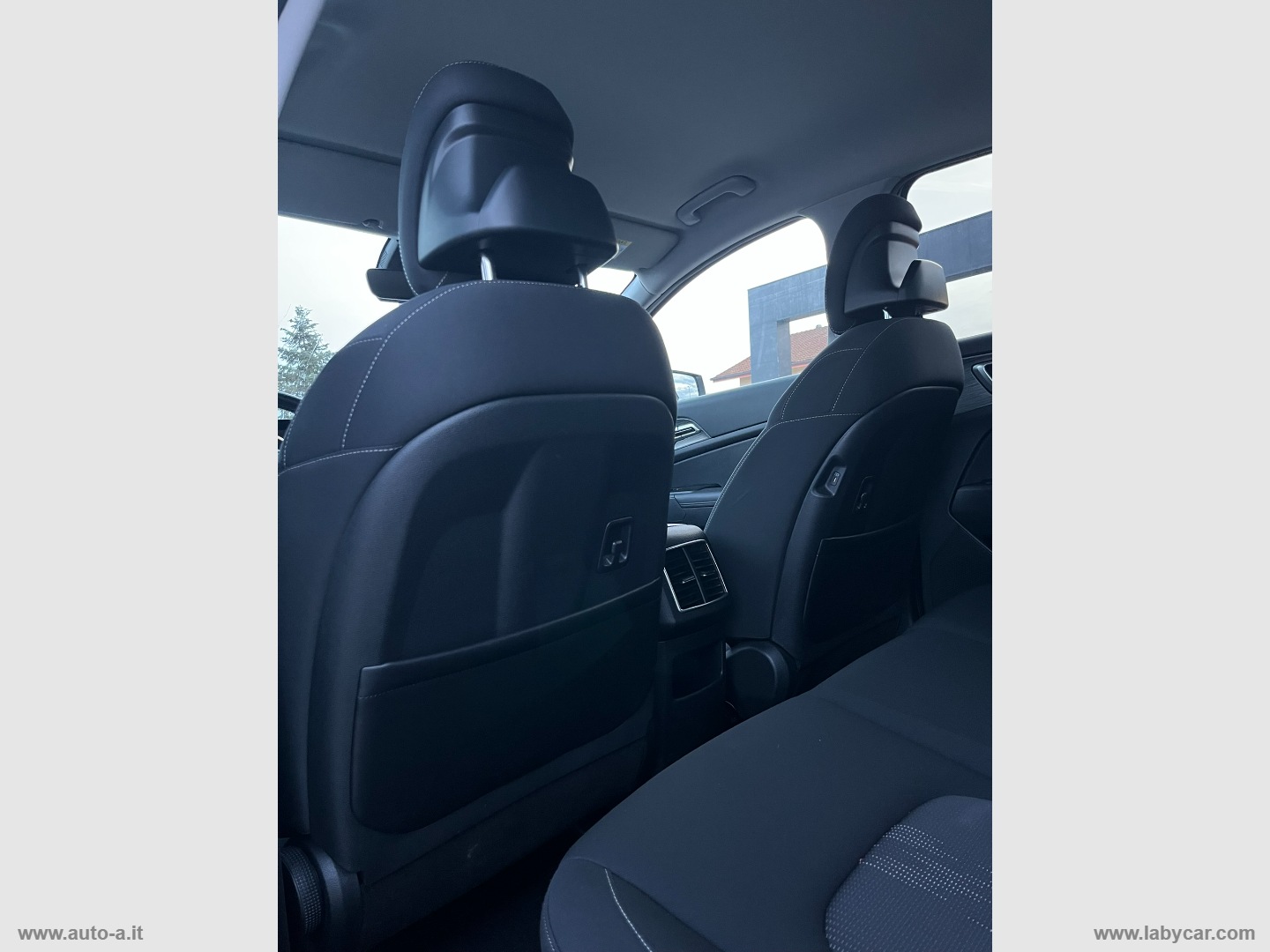 Sportage 1.6 CRDi MHEV Style 60.000 KM - immagine 16