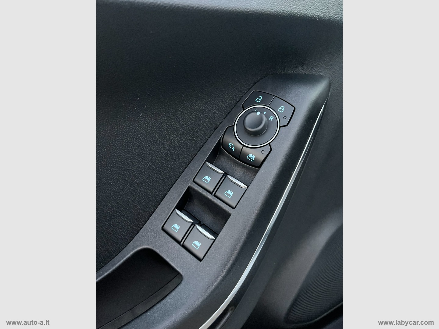 PUMA 1.0 ECOBOOST HYBRID 125 CV TITANUM CAMBIO AUTOMATICO - immagine 16