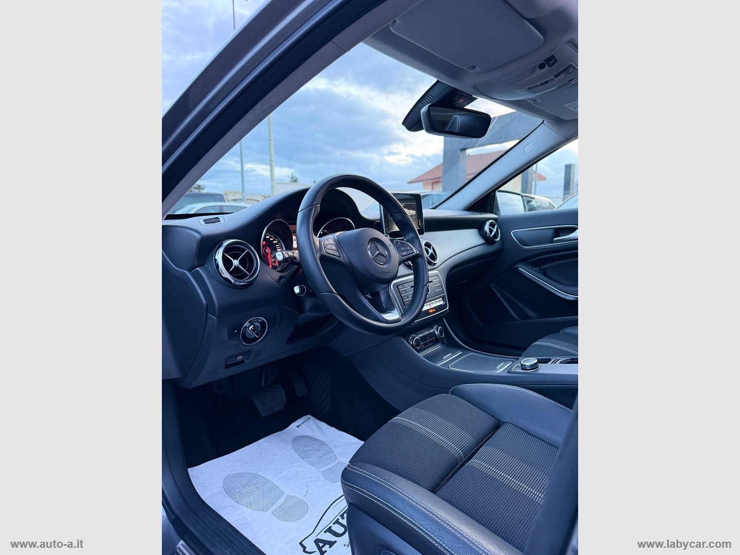 GLA 200 d Automatic Sport - immagine 16