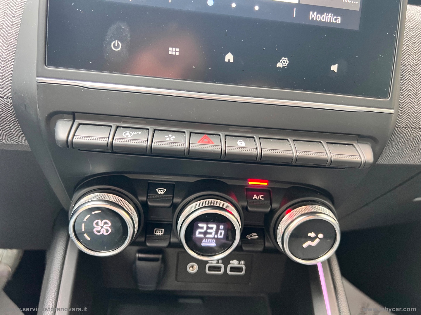 Clio TCe 90 CV Techno - immagine 16