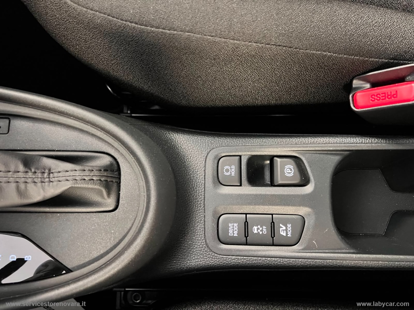 Aygo X 1.5 Hybrid 115 CV 5p. PRONTA CONSEGNA - immagine 16