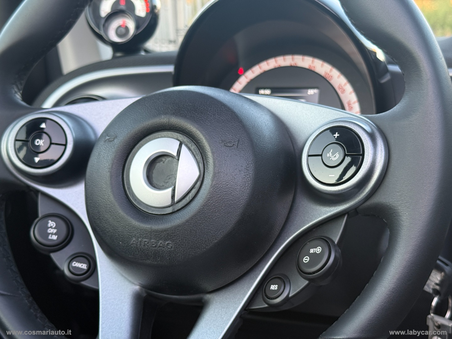 fortwo EQ cabrio Passion - immagine 16