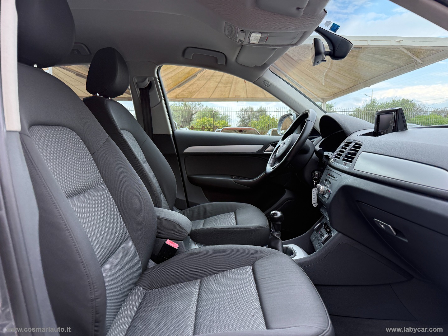 Q3 2.0 TDI 120CV Business - immagine 16