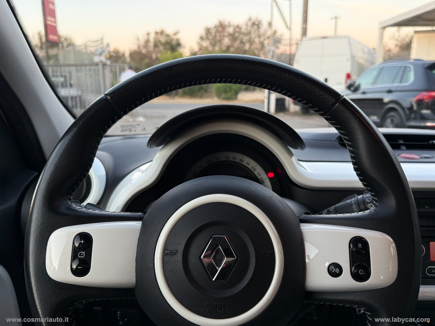Twingo SCe Zen - immagine 16