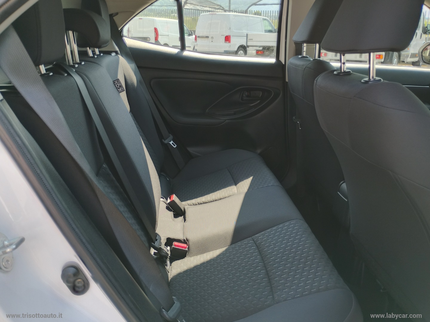 Yaris Cross 1.5 Hybrid 5p. Active AUT - immagine 16
