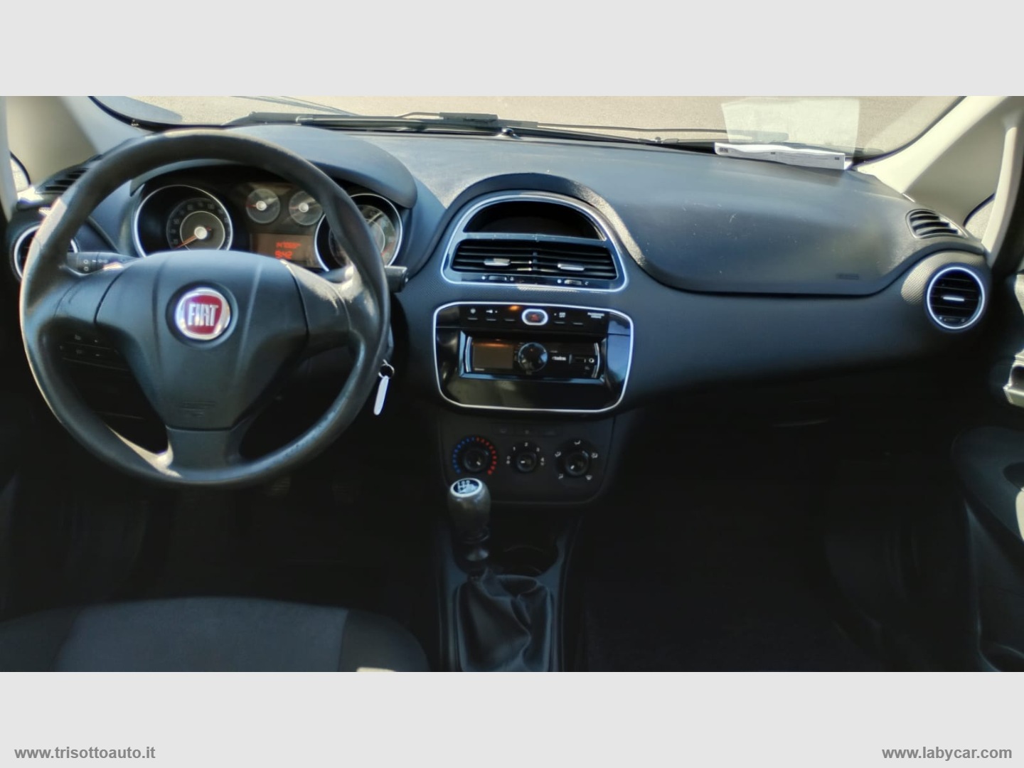 Punto 1.2 8V 5p. Young - immagine 16