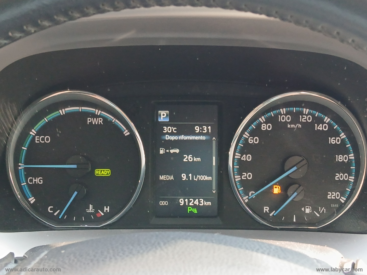 RAV4 2.5 Hybrid 2WD Lounge - immagine 16