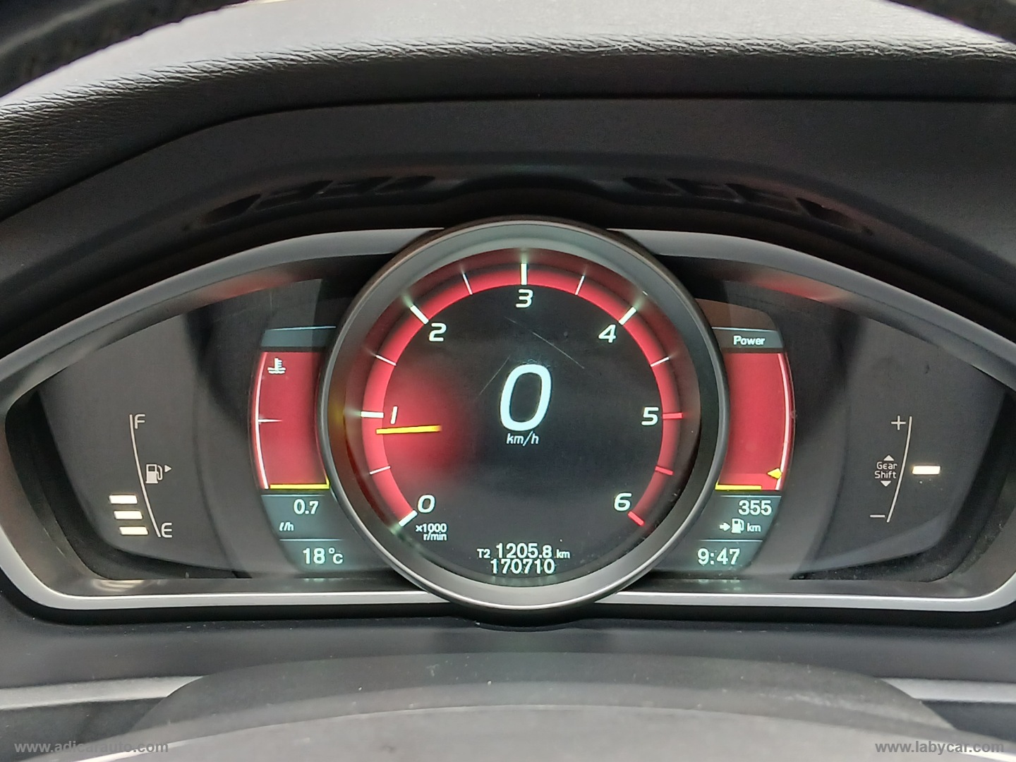 V40 Cross Country D2 1.6 Kinetic - immagine 16