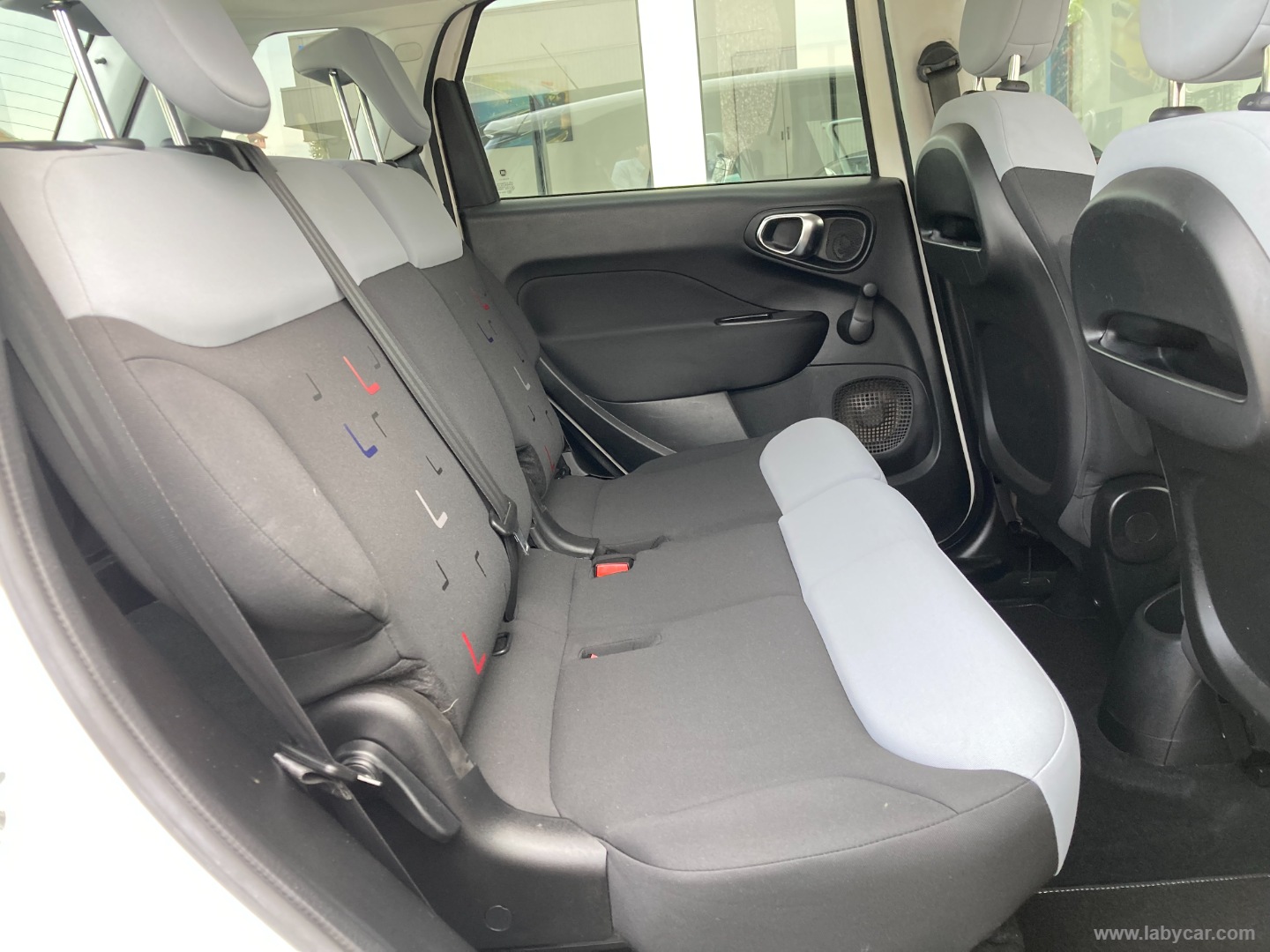 500L 1.4 95 CV Pop Star - immagine 16
