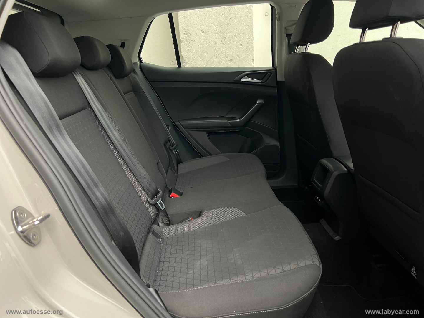 T-Cross 1.0 TSI 110 CV Style - immagine 16