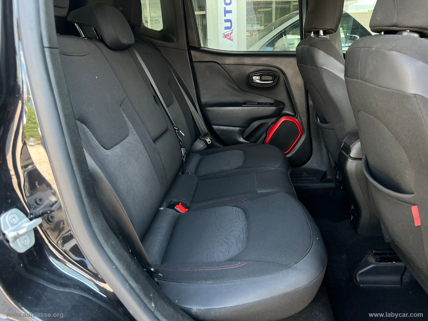 Renegade 2.0 Mjt 170CV 4WD AUT. TRAILHAWK - immagine 16