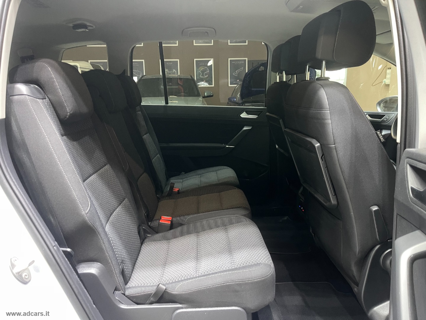 Touran 2.0 TDI 150 CV DSG Business BMT *7 POSTI*CAMBIO AUT.* - immagine 16