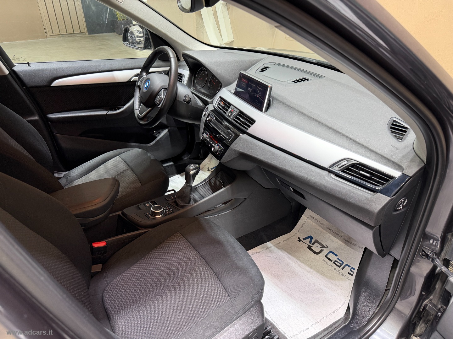 X1 xDrive25e Business Advantage *PLUG IN HYBRID* - immagine 16