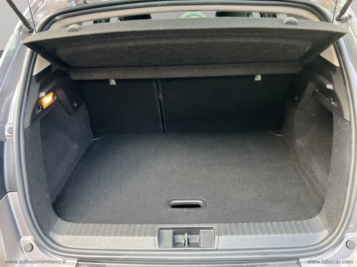 Captur Blue dCi 8V 115 CV EDC Business WWW.AUTONOVEMILANO.IT - immagine 16
