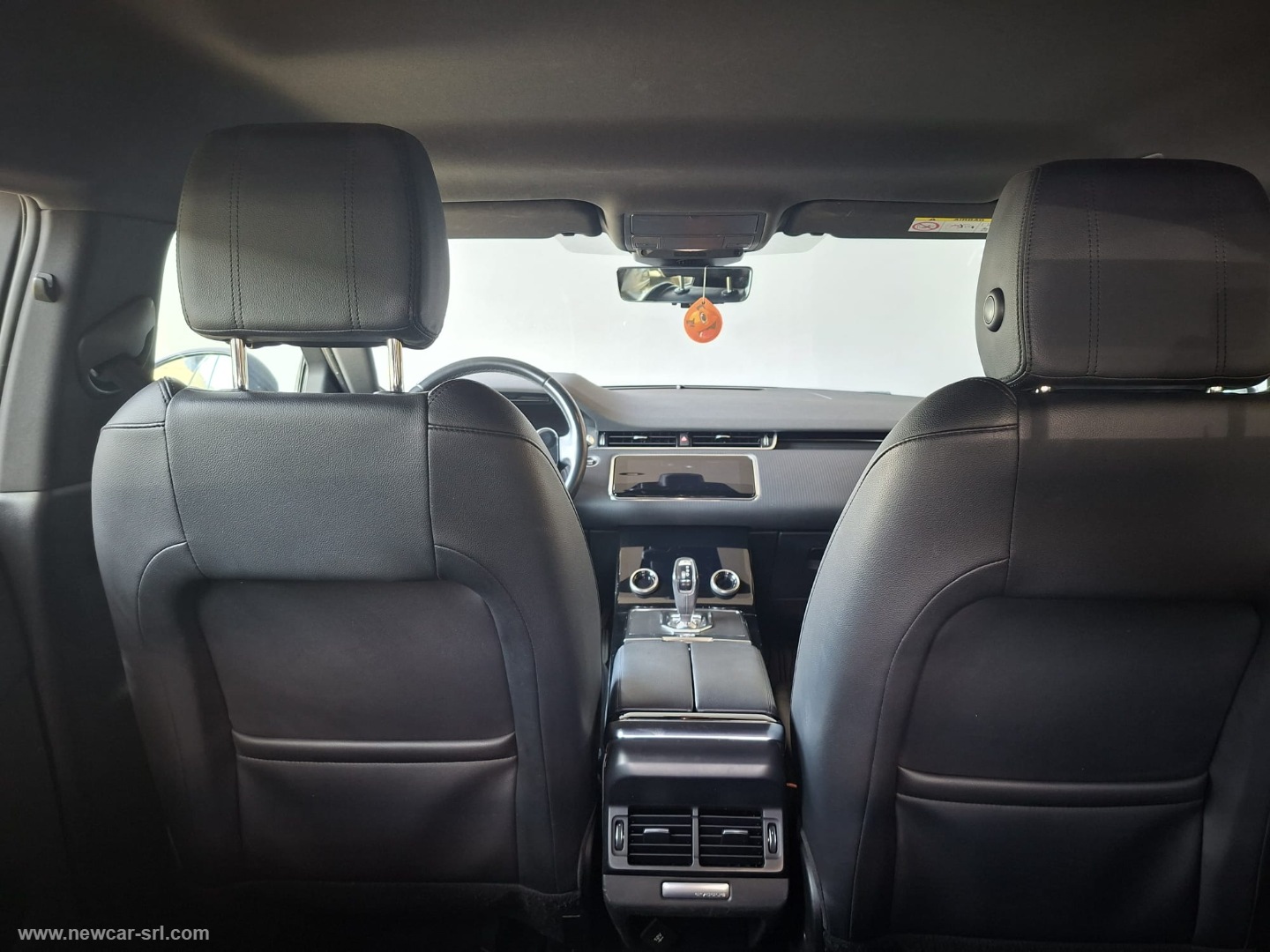 RR Evoque 2.0D L.Flw 150 AWD Auto S - immagine 16