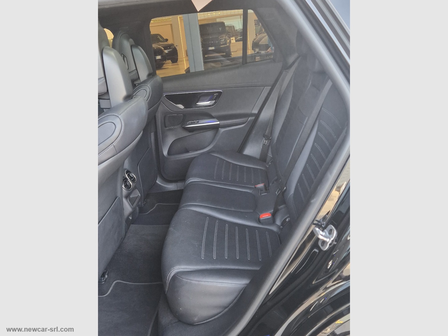 GLC 220d 4M Mild Hybrid AMG Premium - immagine 16