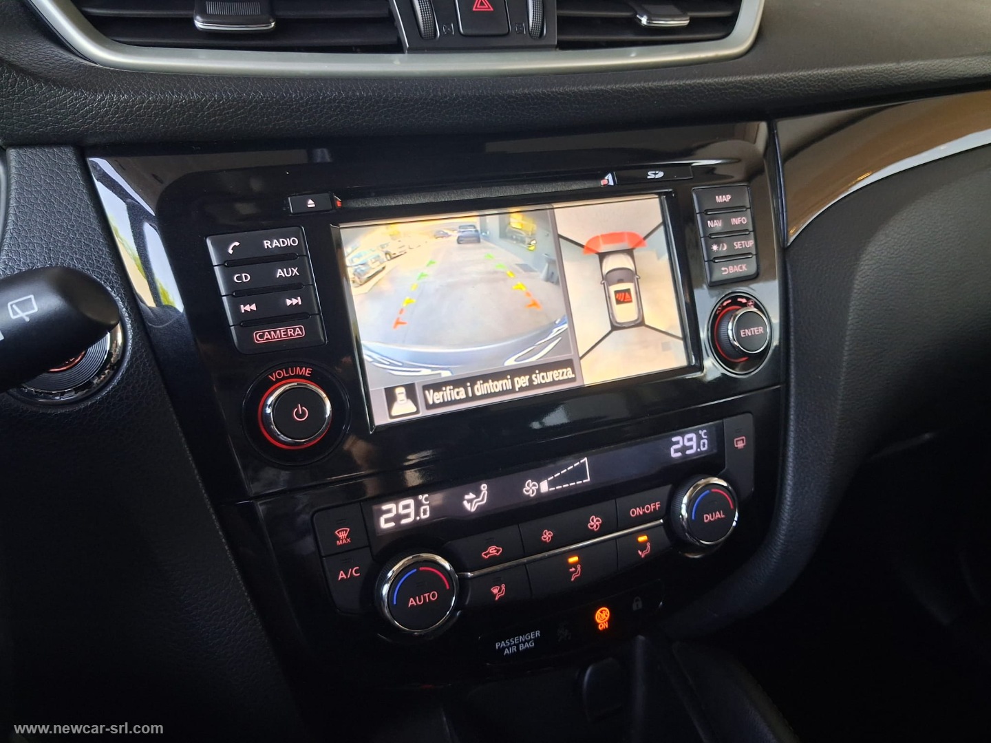 Qashqai 1.6 dCi 2WD XTronic Tekna - immagine 16