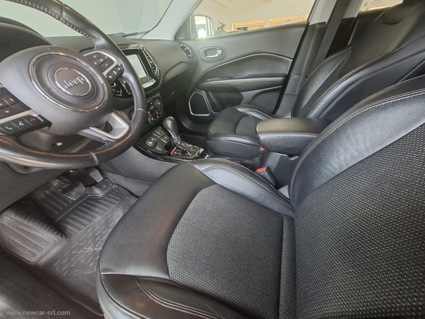 Compass 2.0 Mjt II aut. 4WD Limited - immagine 16