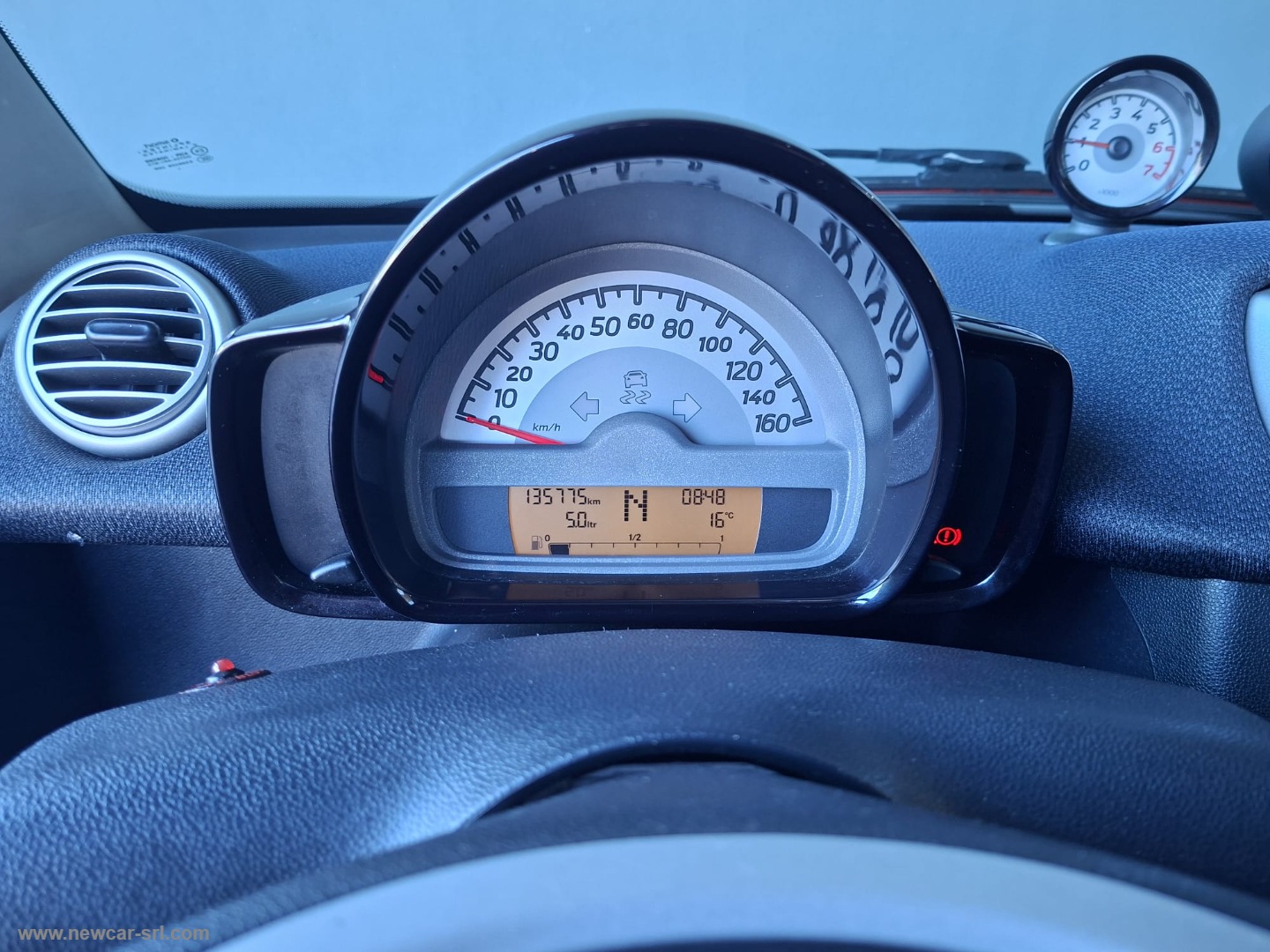 fortwo 1000 52 kW MHD coupé pure - immagine 16