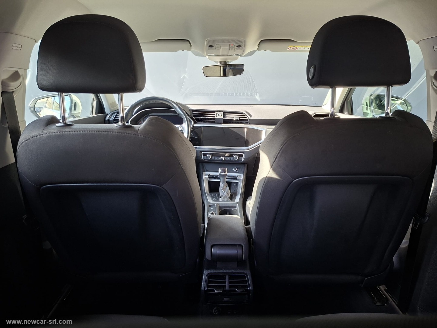 Q3 SPB 35 TDI S tronic Business Plus - immagine 16