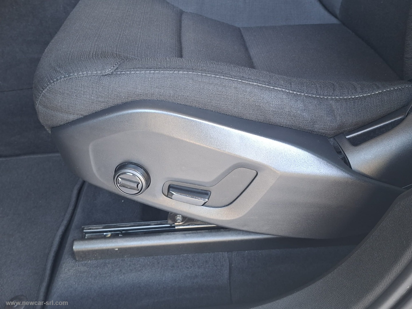 XC60 B4 Geartronic Momentum - immagine 16