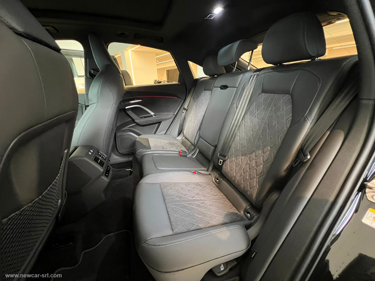 Q5 TDi S tronic quat. Launch ed. S line - immagine 16