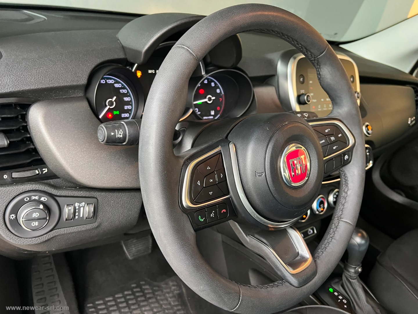 500X 1.5 T4 Hybrid 130 CV DCT - immagine 16