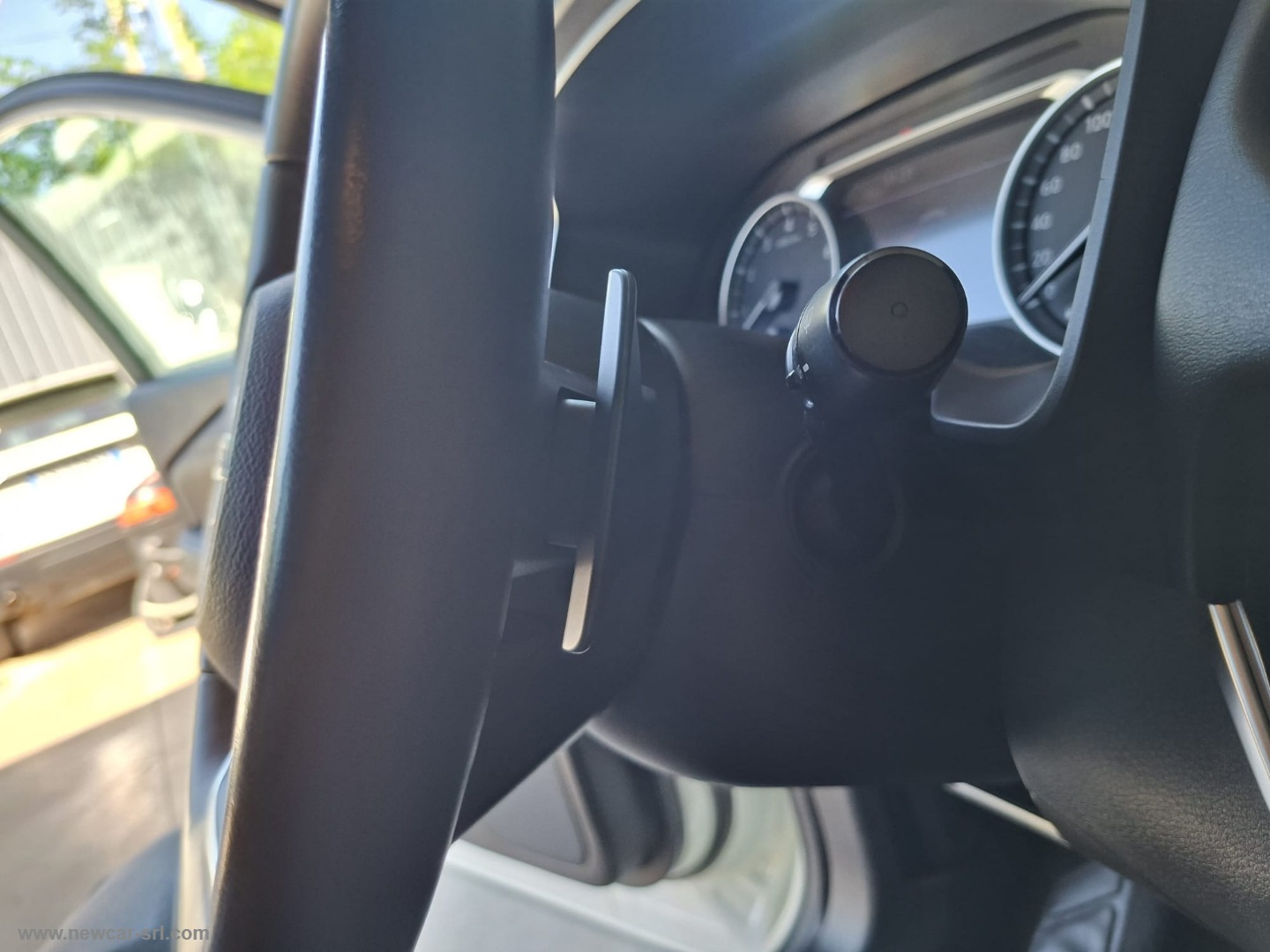 Qashqai MHEV 158 CV Xtronic Business - immagine 16