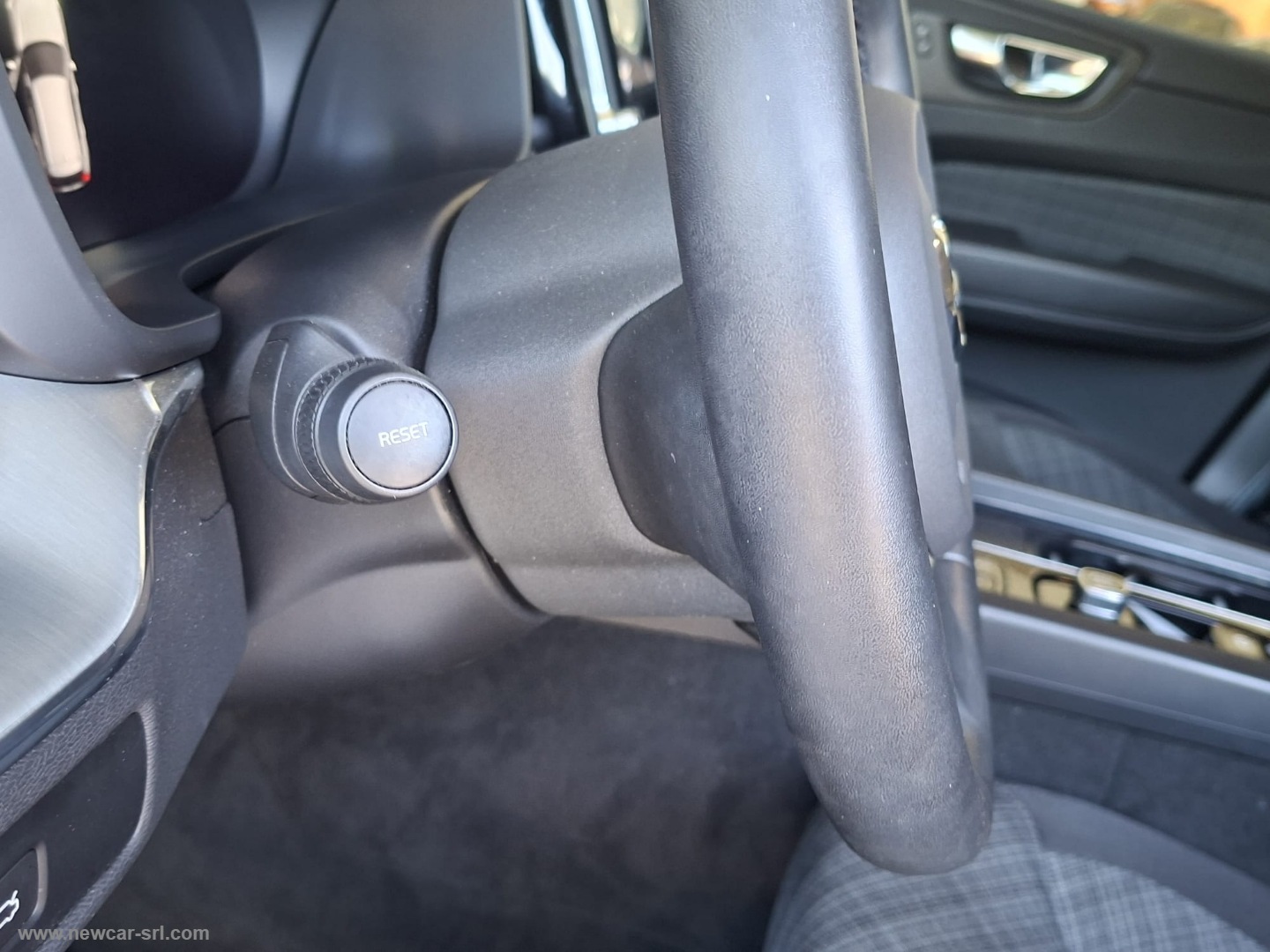 XC60 B4 automatico Essential - immagine 16