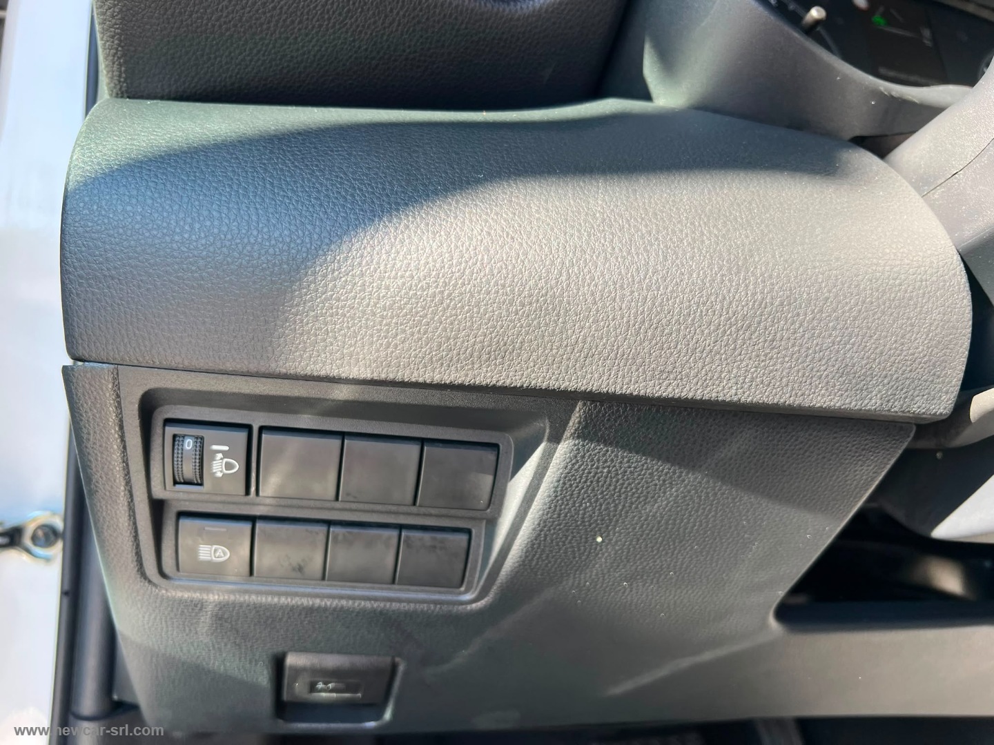 Yaris 1.5 Hybrid 5p. Business - immagine 16