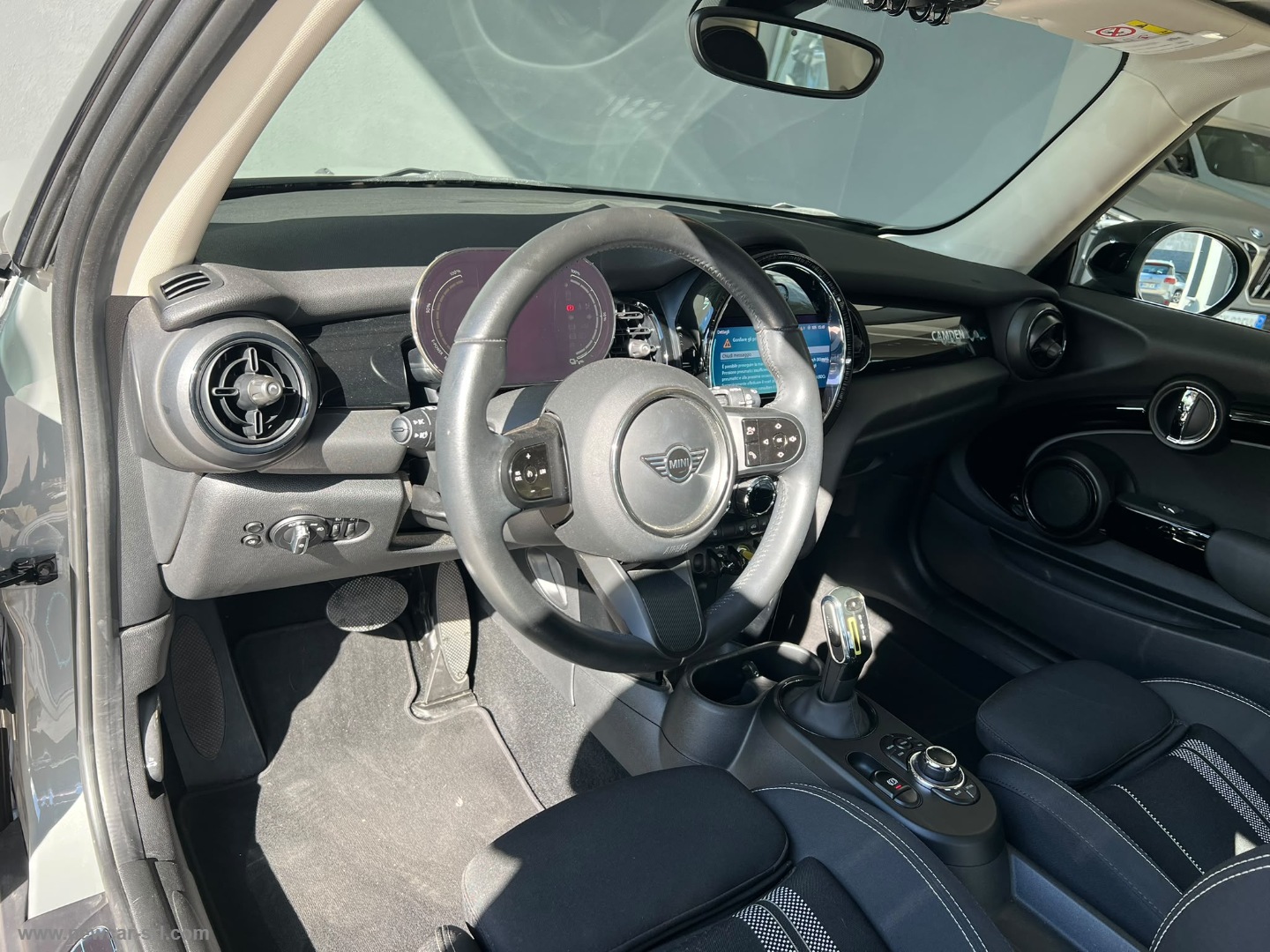 Mini Cooper SE Classic - immagine 16